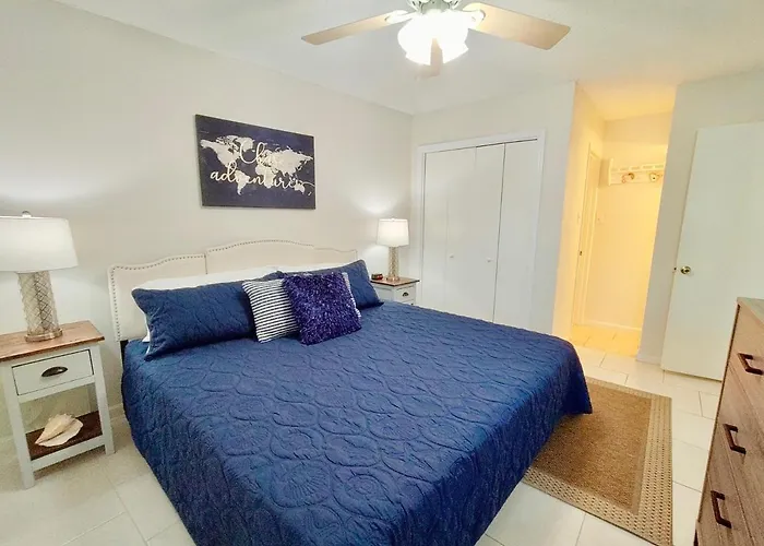 Holiday home Sea Breeze 105